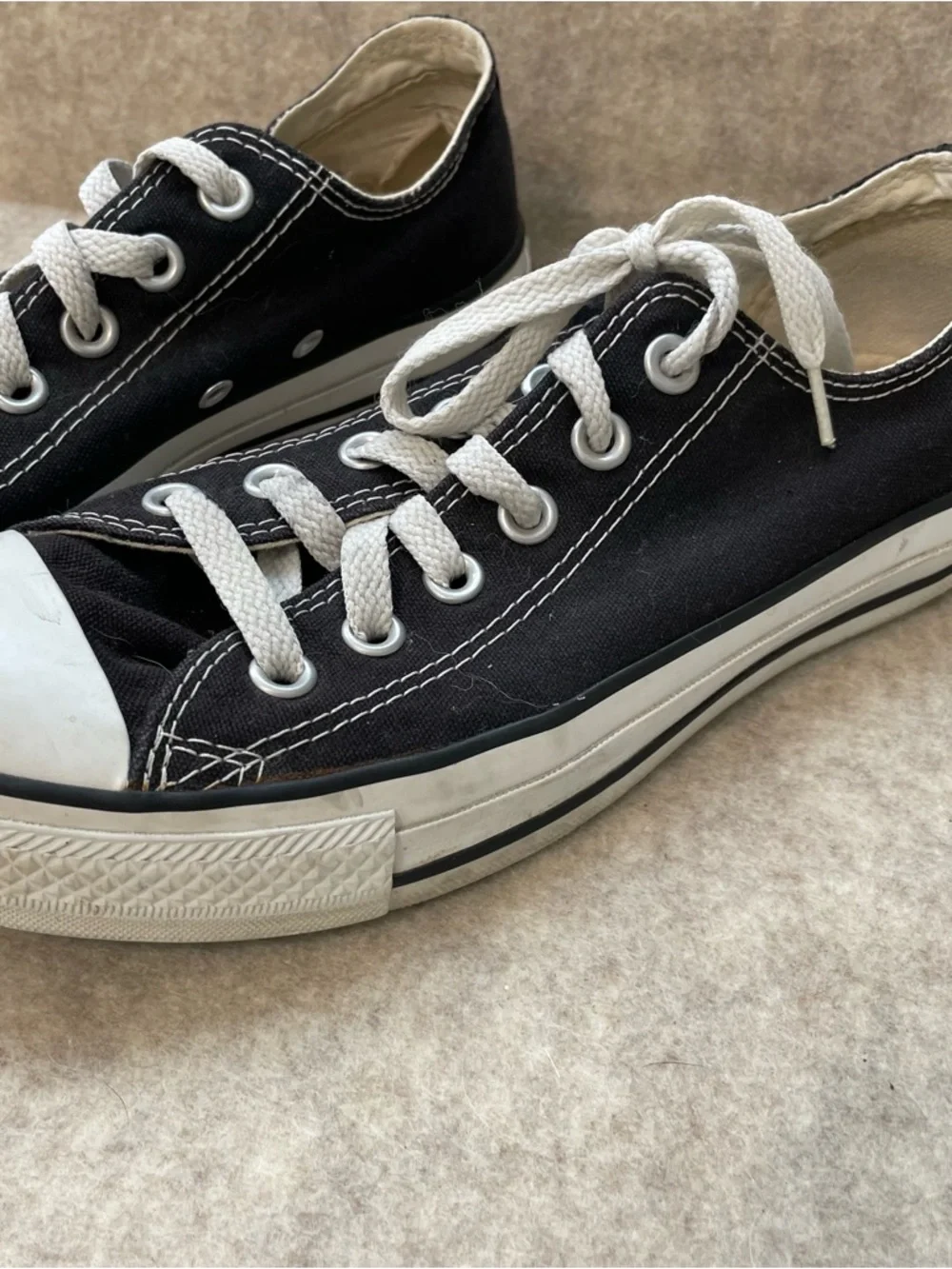 Converse Chuck Taylor Low Top Sneakers Black size 6 canvas mens - Picture 4 of 5